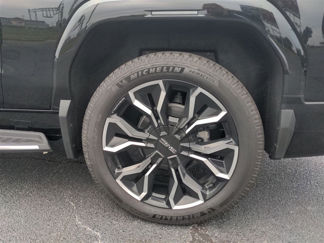 2025 GMC Sierra EV 