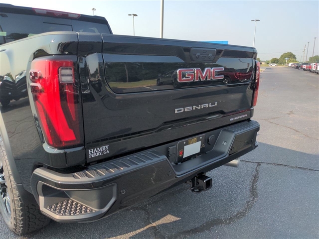 2025 GMC Sierra 2500HD 