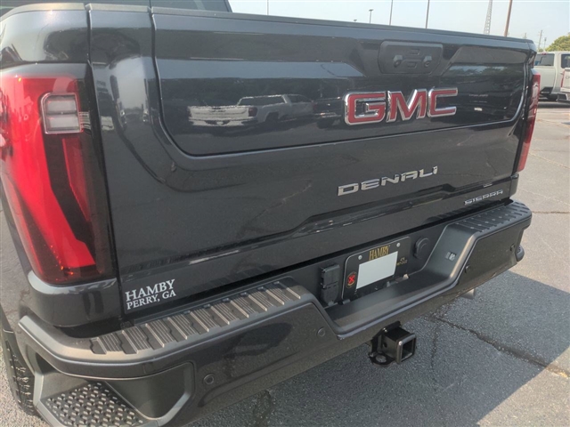2025 GMC Sierra 2500HD 