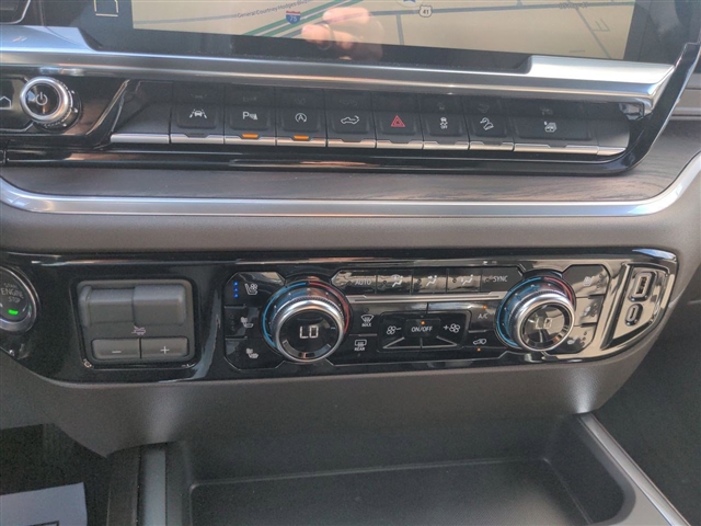 2025 GMC Sierra 1500 