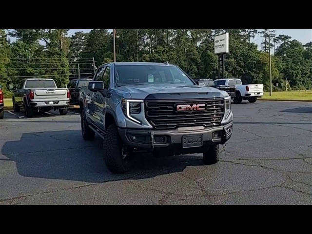 2025 GMC Sierra 1500 