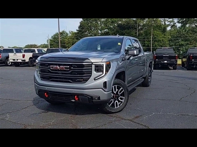 2025 GMC Sierra 1500 