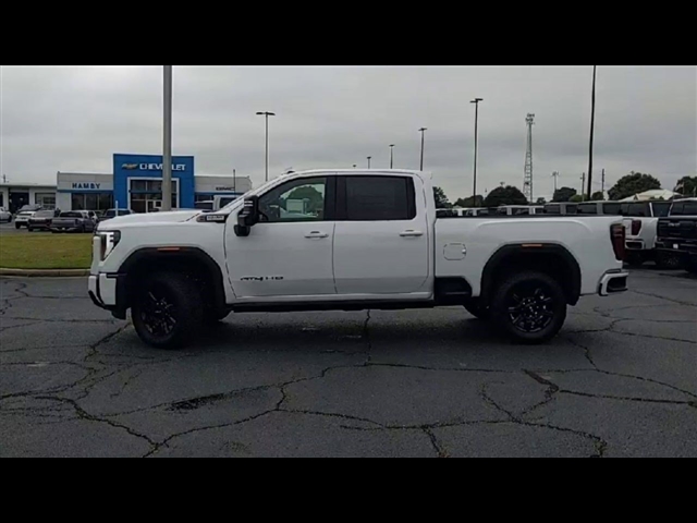 2025 GMC Sierra 2500HD 
