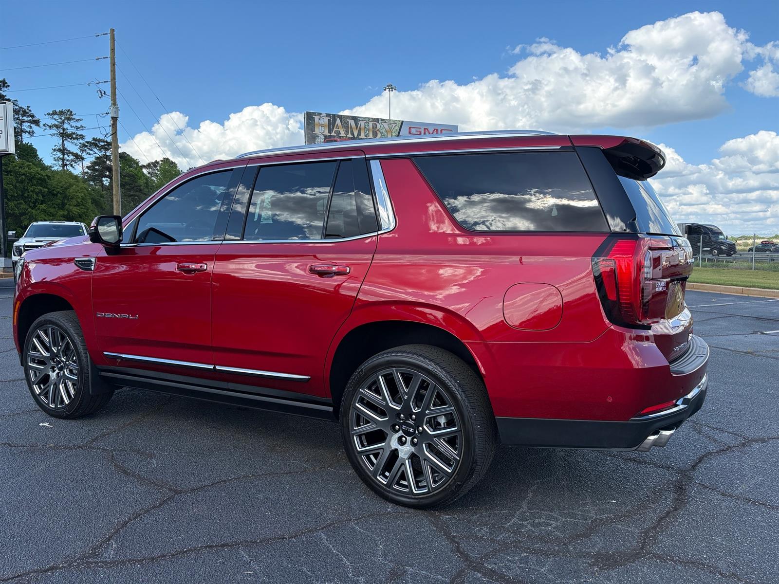 View vehicle photo 6