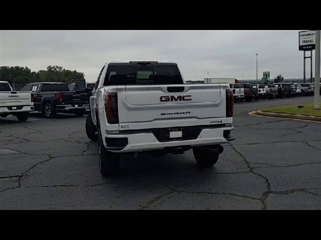 2025 GMC Sierra 2500HD 