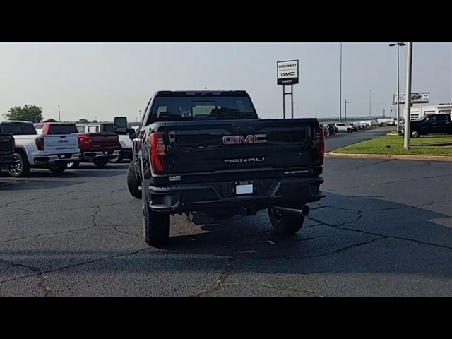 2025 GMC Sierra 2500HD 