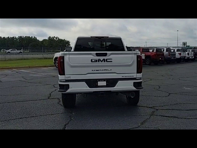 2025 GMC Sierra 2500HD 