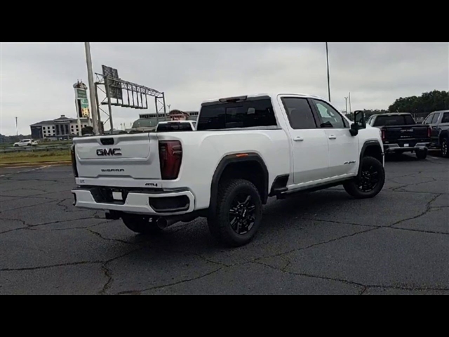 2025 GMC Sierra 2500HD 