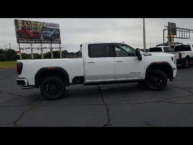 2025 GMC Sierra 2500HD 