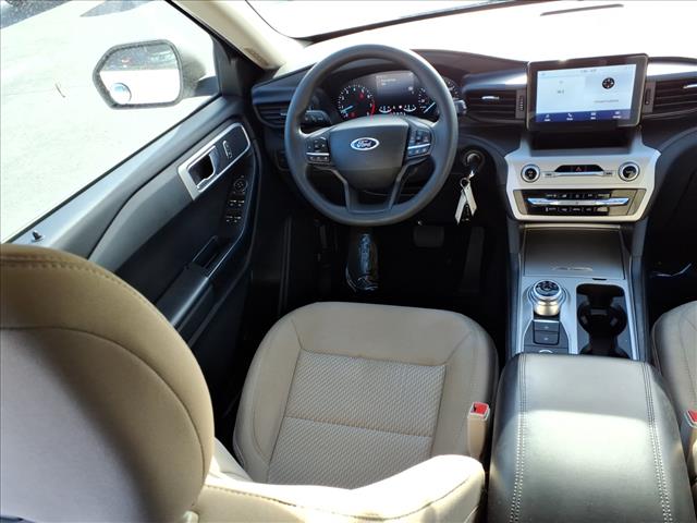 2022 Ford Explorer Base:6382