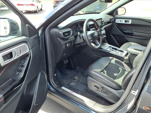 2023 Ford Explorer ST-Line:6463