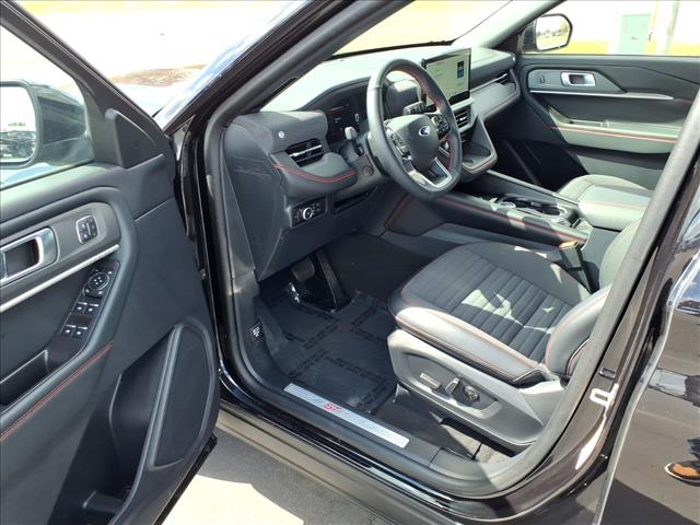 2025 Ford Explorer ST-Line:6456
