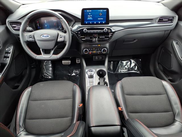 2024 Ford Escape ST-Line:6439