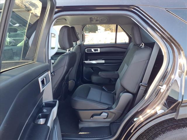 2022 Ford Explorer XLT:6438