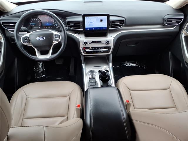 2023 Ford Explorer XLT:6430