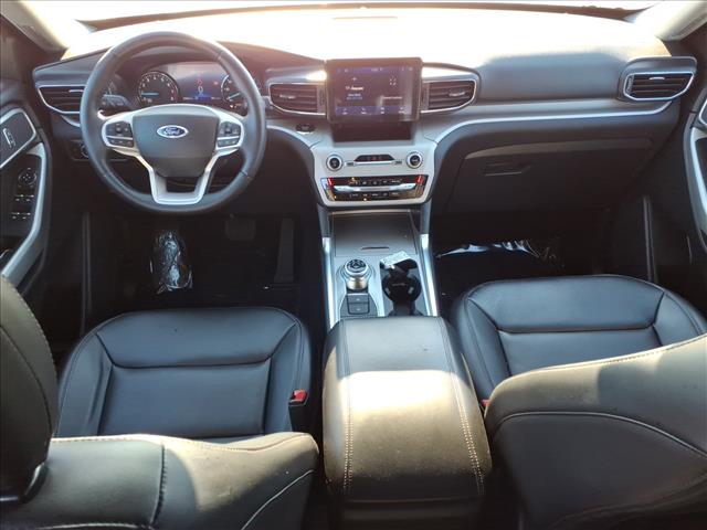 2024 Ford Explorer XLT:6415