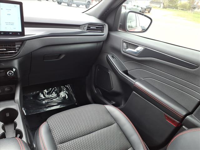 2024 Ford Escape ST-Line:6459