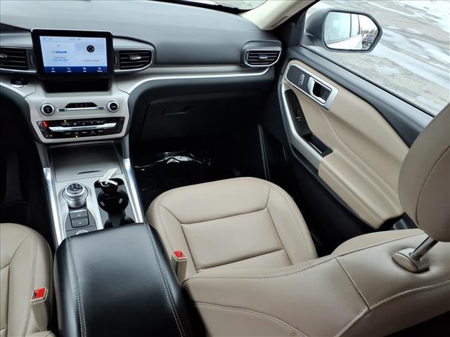 2023 Ford Explorer XLT:6430