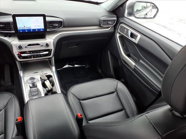 2023 Ford Explorer XLT:6396