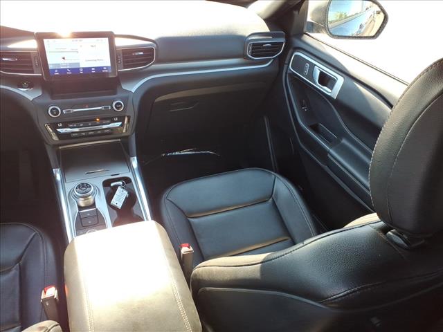 2020 Ford Explorer XLT:6369