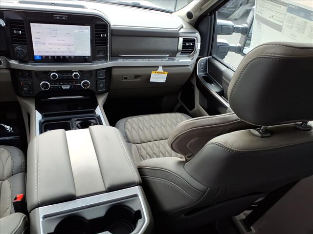 2026 Ford F-350 Platinum photo 10
