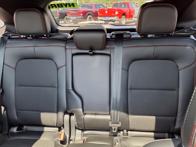 2025 Ford Escape Hybrid ST-Line Select