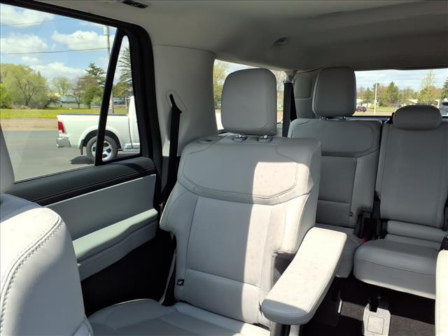 2025 Ford Expedition MAX Platinum:6465