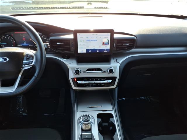 2022 Ford Explorer XLT:6438