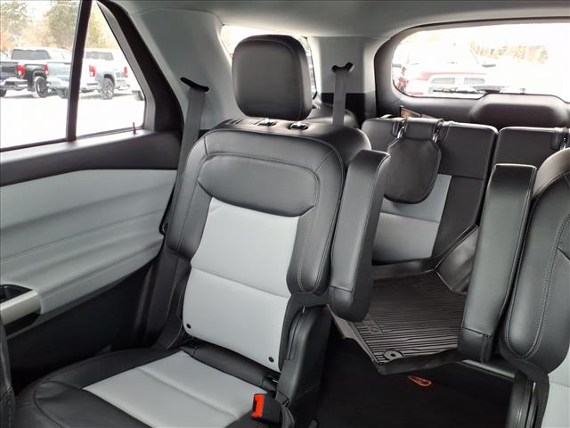 2023 Ford Explorer XLT:6399