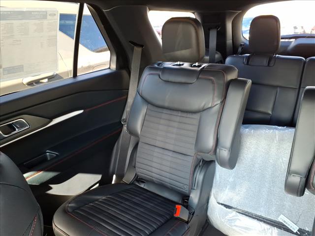 2026 Ford Explorer ST-Line:94444