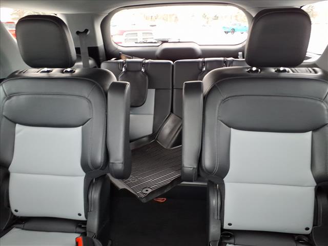 2023 Ford Explorer XLT:6399