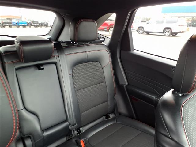 2024 Ford Escape ST-Line:6439