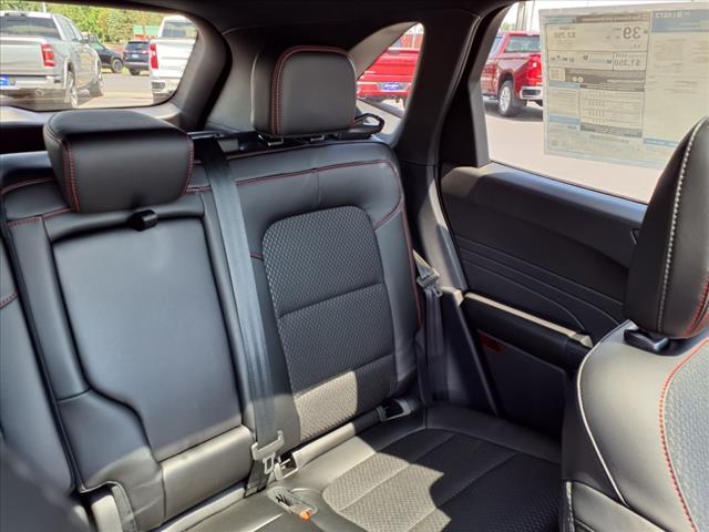 2025 Ford Escape Hybrid ST-Line Select