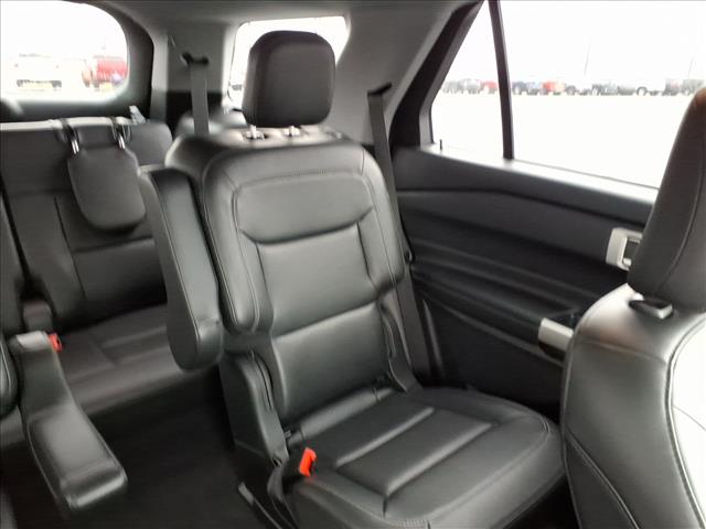 2023 Ford Explorer XLT:6436