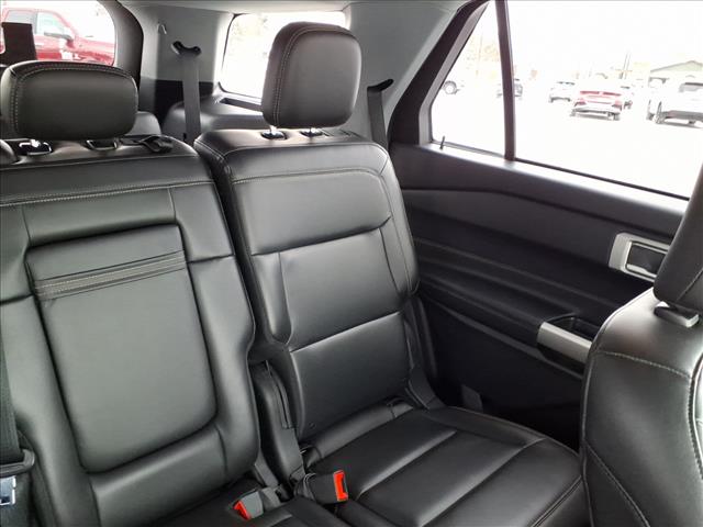 2023 Ford Explorer XLT:6396