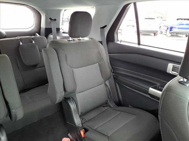 2023 Ford Explorer XLT:6398