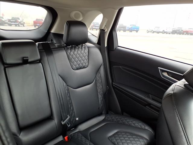 2024 Ford Edge Titanium:6428