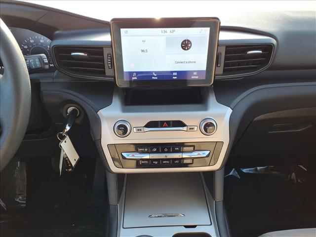 2022 Ford Explorer Base:6382