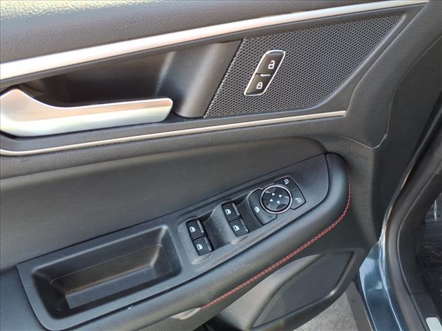 2023 Ford Edge ST-Line:6429