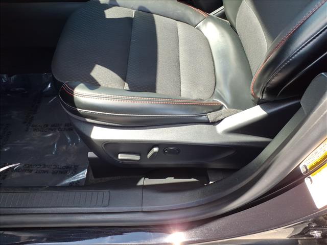 2025 Ford Escape ST-Line Select:6452