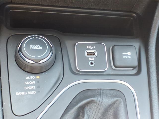 2021 Jeep Cherokee Latitude Lux:6409A