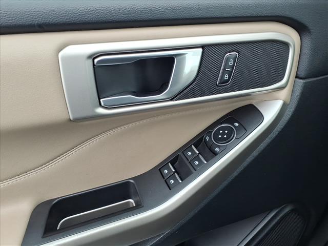 2023 Ford Explorer XLT:6430