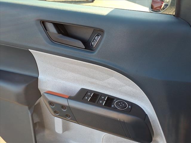 2023 Ford Maverick XL:6381