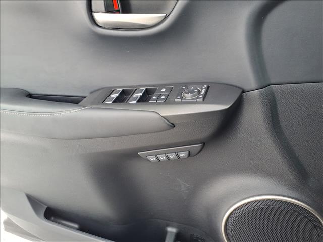 2019 Lexus NX 300h Base:6364A