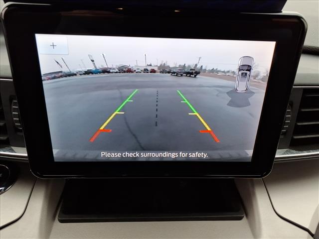 2023 Ford Explorer XLT:6436