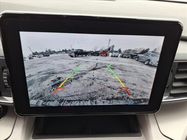 2023 Ford Explorer XLT:6396