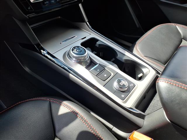 2023 Ford Explorer ST-Line:6463