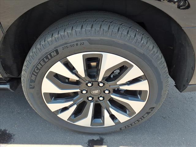 2025 Ford Expedition MAX Platinum:6465