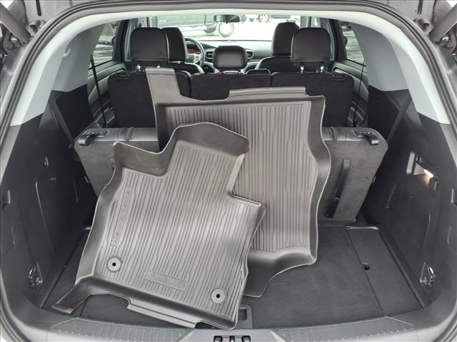 2023 Ford Explorer XLT:6396