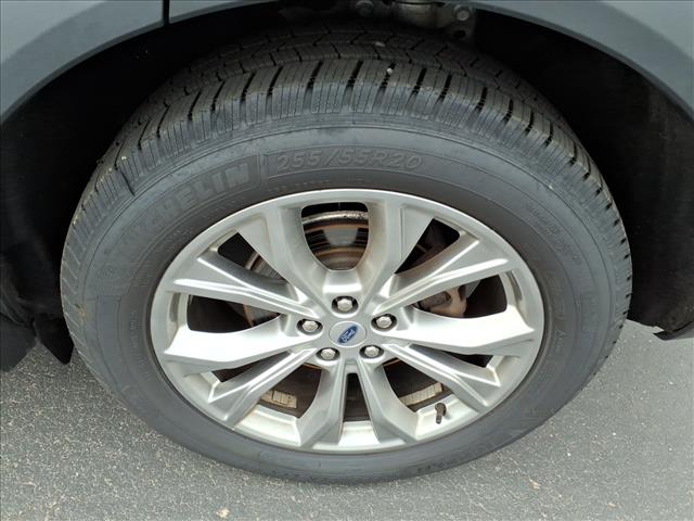 2021 Ford Explorer XLT:6449